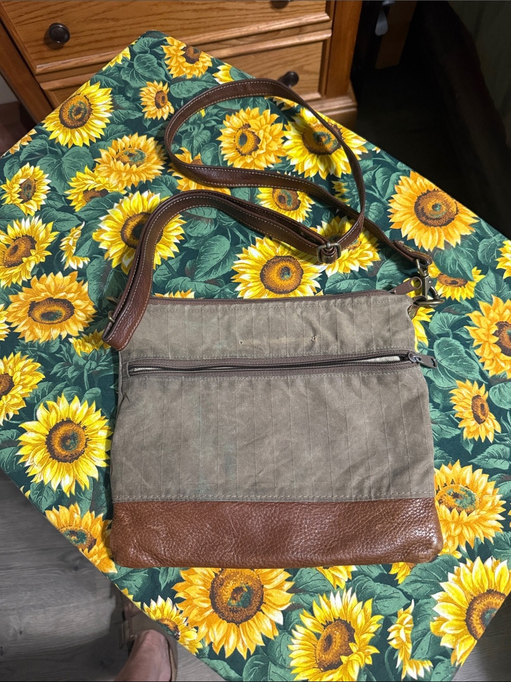 Rogue Industries "Ellis River" Waxed Canvas & Leather Crossbody Bag / Clutch